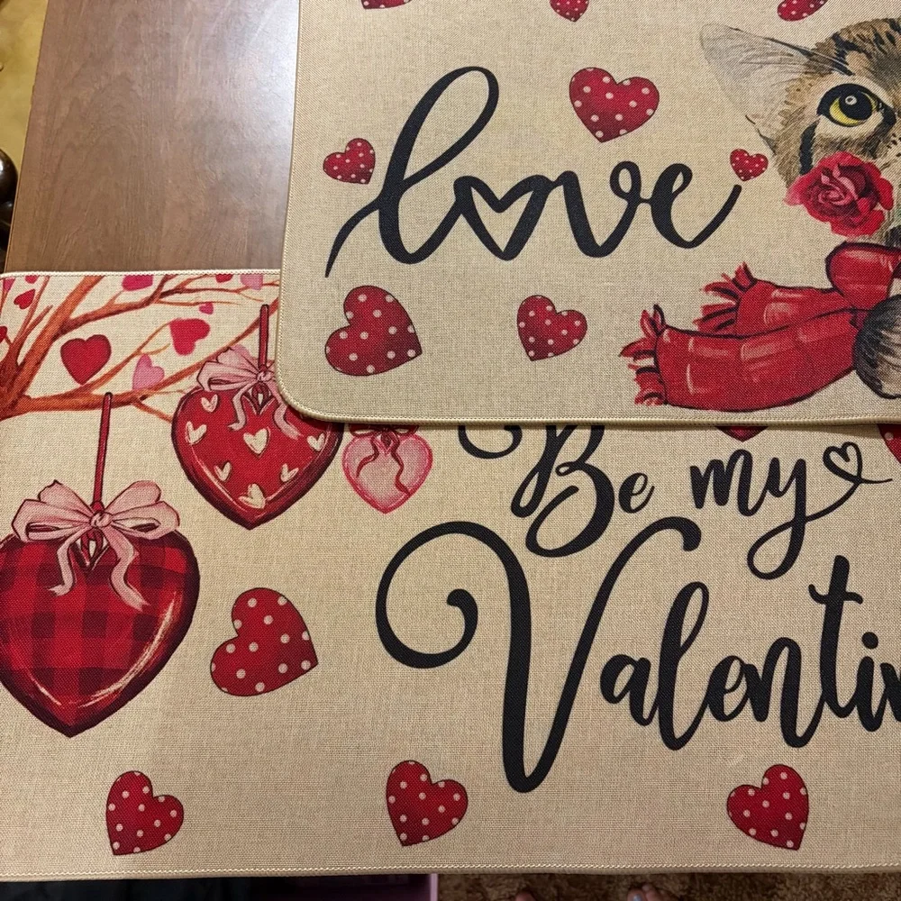 Set of Valentine rugs/runners NWOT